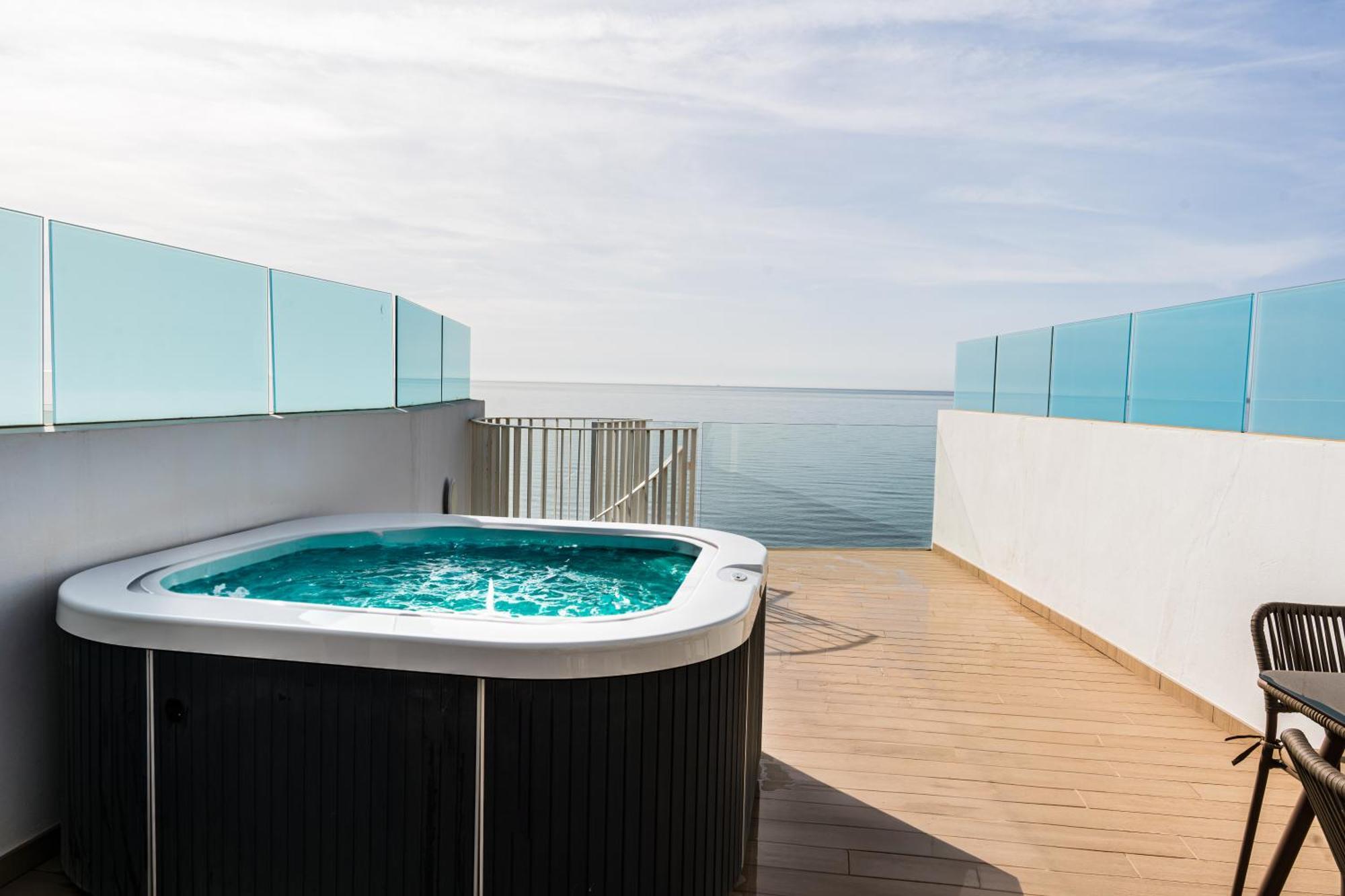 Apartamento Panoramic Seaview Penthouse The Wave Fuengirola Exterior foto