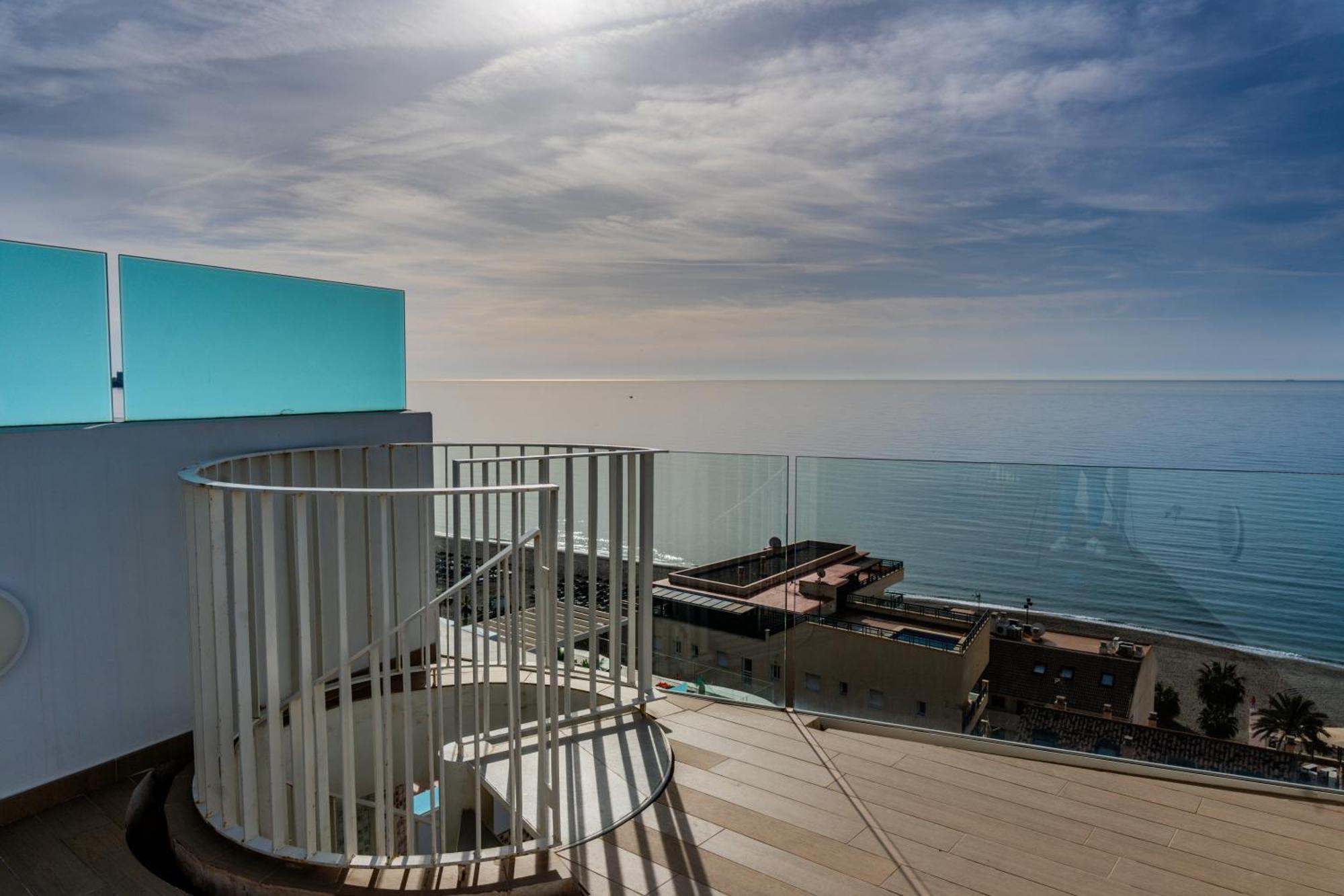 Apartamento Panoramic Seaview Penthouse The Wave Fuengirola Exterior foto